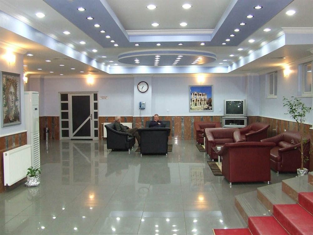Metropolis Hotell Torbalı Exteriör bild