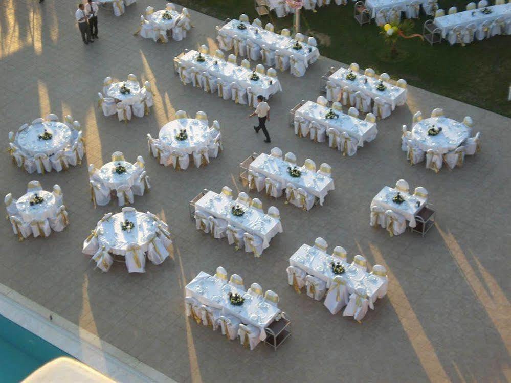 Metropolis Hotell Torbalı Exteriör bild
